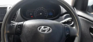 2012 Hyundai i10 1.2 GLS AUTOMTIC. LOW KMS. IMMACULATE CONDITION.