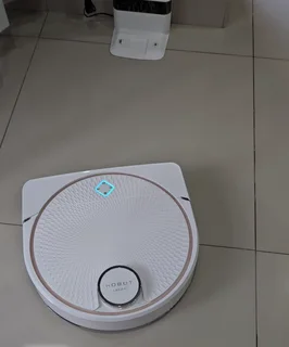 Robot vacuum cleaner