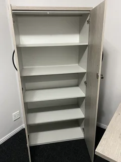 CUSTOM MADE MANAGEMENT OFFICE DESK