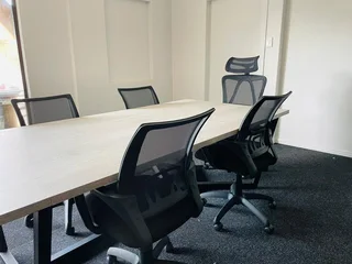 10 SEATER BOARDROOM TABLE