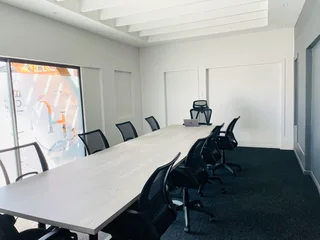 10 SEATER BOARDROOM TABLE