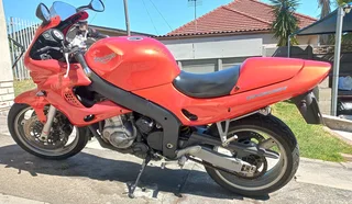 2002 TRIUMPH SPRINT 955CC