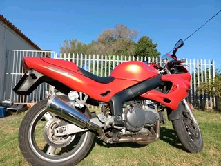 2002 Triumph Sprint 955cc