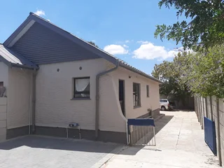 2 Bedroom House to Rent in Bonnie Brae - Kraaifontein