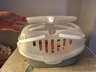 Cat travel box and litter tray