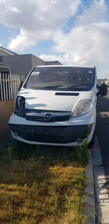 9 seater opel vivaro