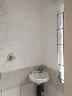 Batchelor flat to rent R3400.00 per month