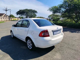  2016 - FORD IKON 1.6i AMBIENTE 