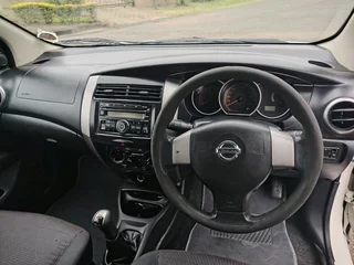 2010 MODEL - NISSAN LIVINA 1.6i X-Gear 