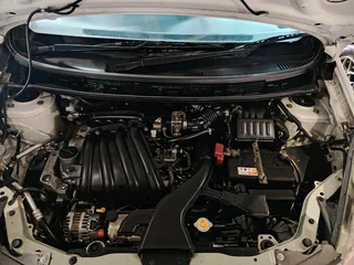 2010 MODEL - NISSAN LIVINA 1.6i X-Gear 