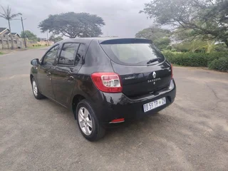  2015 MODEL - RENAULT SANDERO 900T DYNAMIQUE 