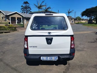  2020 MODEL - NISSAN NP200 1.6i AIRCON SAFETY PACK 