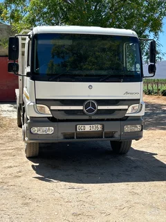2011 Mercedes Atego