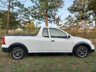 Nissan Np200 1.6s 16v