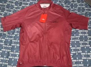 First Ascent cycle jersey