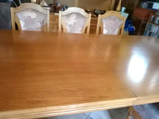 Greaves &amp; Thomas solid oak extendable dining room set with 8 chairs