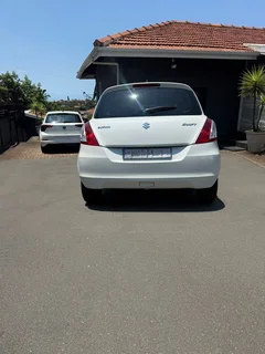 2015 Suzuki Swift Hatchback