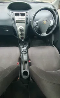 AUTO Yaris T3 Spirit