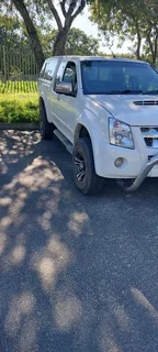 2008 isuzu kb300 D Teq