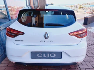 2024 Renault Clio 1.0 T Life 5Dr