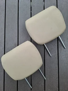 2012 Toyota Fortuner Head Rests