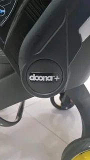 Doona carseat stroller isofix