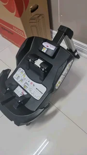 Doona carseat stroller isofix