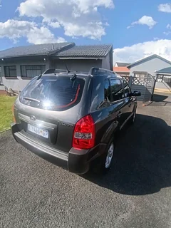 2008 Hyundai Tucson 2.0 manual