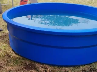 Not selling looking to buy a small plastic pool like in the picture