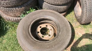 Dunlop SP188 7.50R16 Tyres