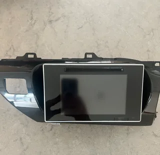 Toyota Hilux (2016-2019) 10.1 Sat Nav Radio