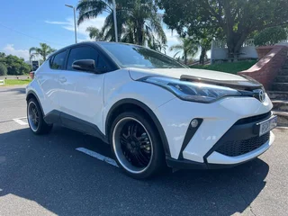 2020 Toyota C-HR Hatchback 1.2 Plus