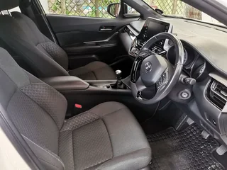 2020 Toyota C-HR Hatchback 1.2 Plus