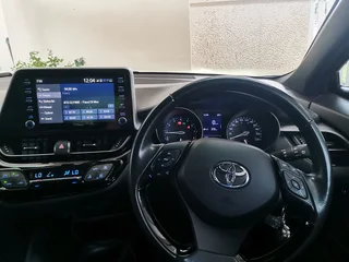 2020 Toyota C-HR Hatchback 1.2 Plus