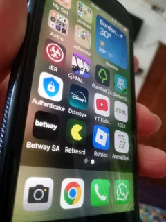 iPhone SE 3rd gen with 128gb storage