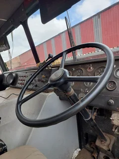 1978 Oshkosh 16T Double axle.
