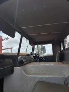 1978 Oshkosh 16T Double axle.