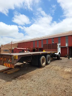 1978 Oshkosh 16T Double axle.