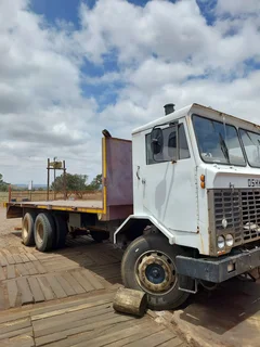 1978 Oshkosh 16T Double axle.