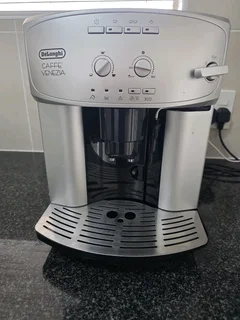 Delonghi Cafe Venezia Bean to cup Machine