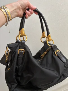 Prada Classic Handbag / Crossbody -  Black Prada Bag - perfect size for travelling.