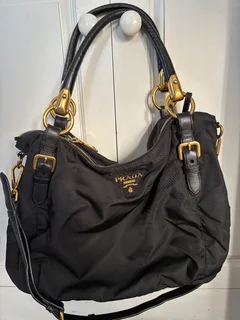 Prada Classic Handbag / Crossbody -  Black Prada Bag - perfect size for travelling.
