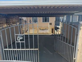 3 bedroom House for let phoenix Northcroft unit 13