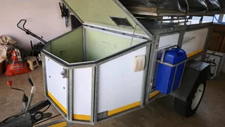 Nose cone for camping trailer