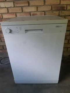 DEFY Dishwasher DDW175