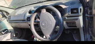 2006 Renault Clio Hatchback stripping or complete body with papers