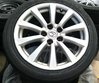 17&#34; Lexus OEM rims &amp; tyres