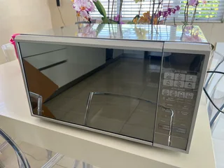 LG microwave 44L
