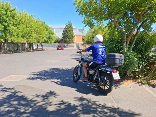 Enjoy the Freedom of being able to ride Motorcycle. Motorbike Lessons R500