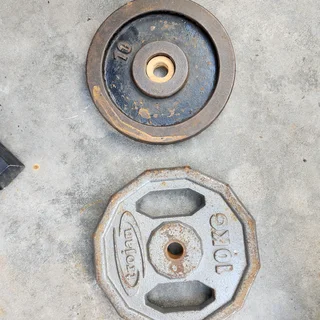 2x10kg Mismatched Gym Weight Plates for Sale!